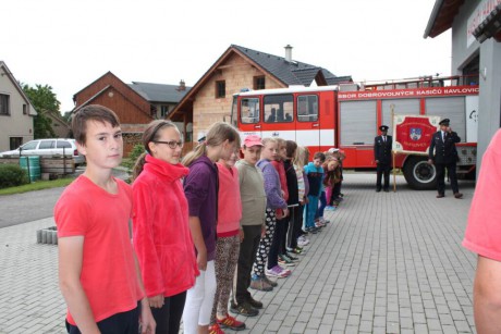 Slavnostní předání členských průkazů  Mladým hasičům (2)