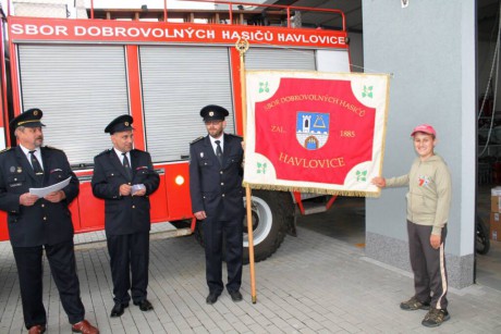 Slavnostní předání členských průkazů  Mladým hasičům (25)