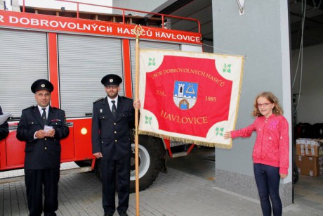 Slavnostní předání členských průkazů  Mladým hasičům (40)