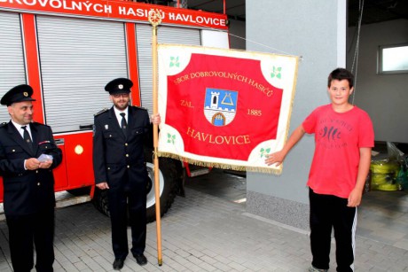 Slavnostní předání členských průkazů  Mladým hasičům (44)